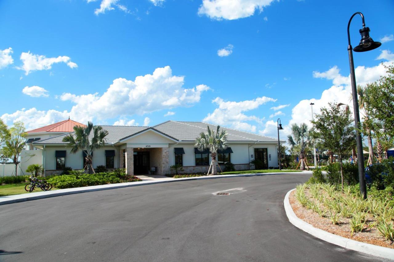 Luxurious 2 Bedroom Apartment Close To Disney 303 Kissimmee Exterior photo